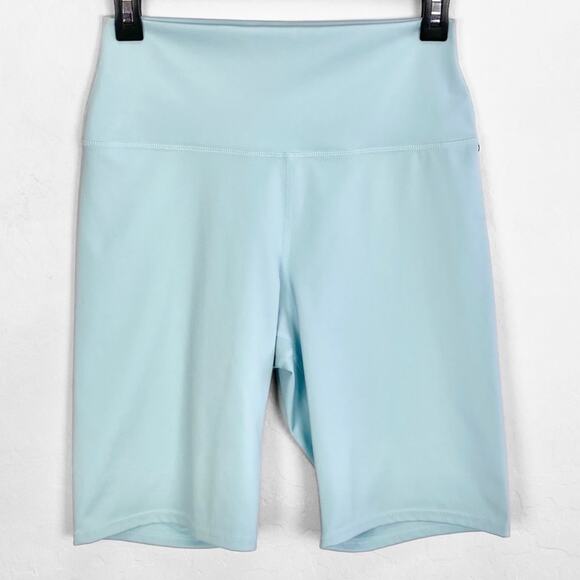 Alice + Olivia Aaron High Waist Biker Shorts in Powder Blue, Large - Picture 6 of 8